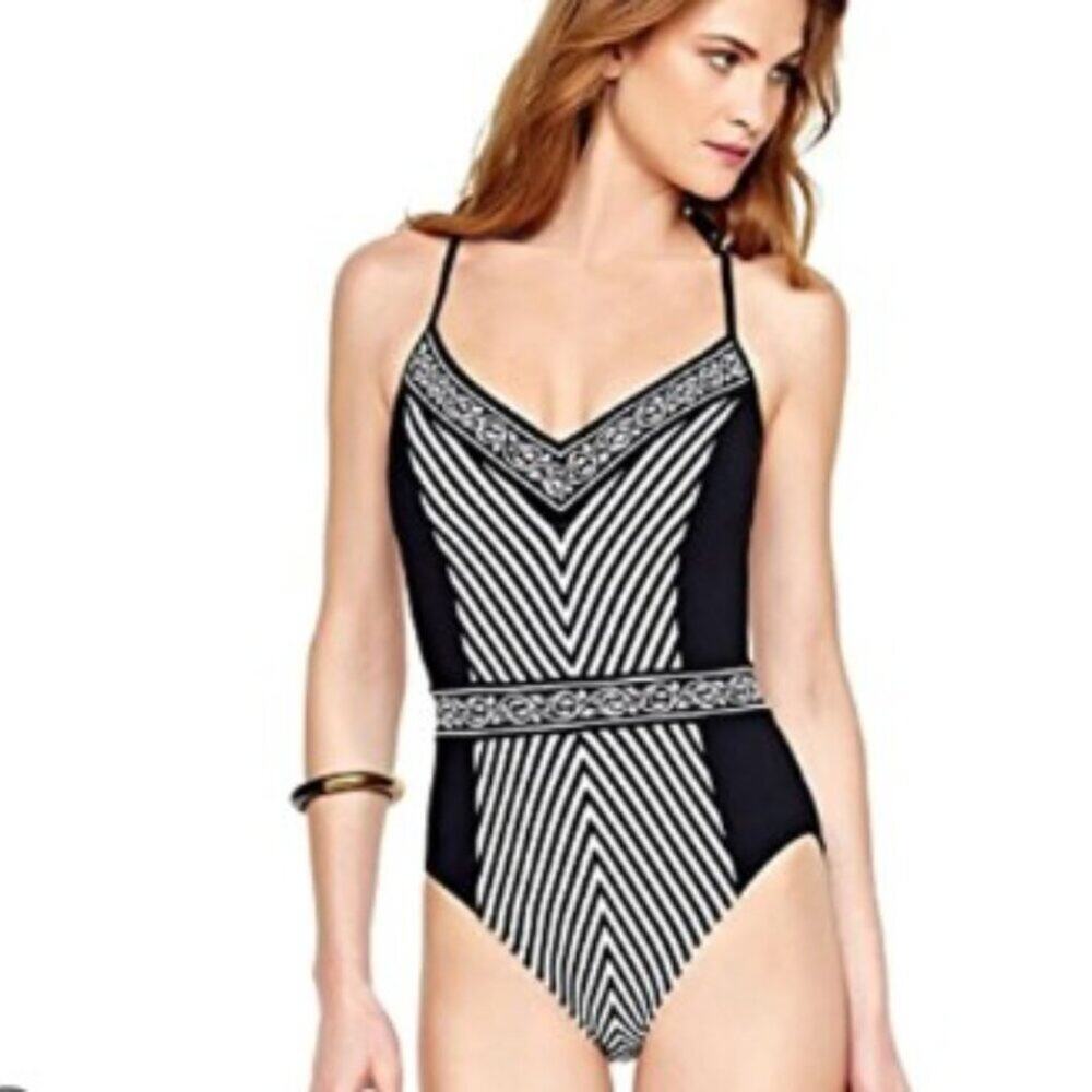 Gottex Brand Women's size 10 Embrace One Piece Tummy Control Swimsuit Slimming